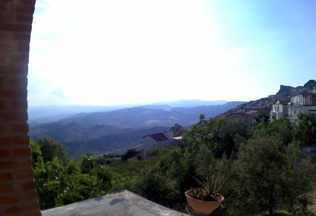 B&B Castello Michelina San Nicola dell'Alto Bagian luar foto
